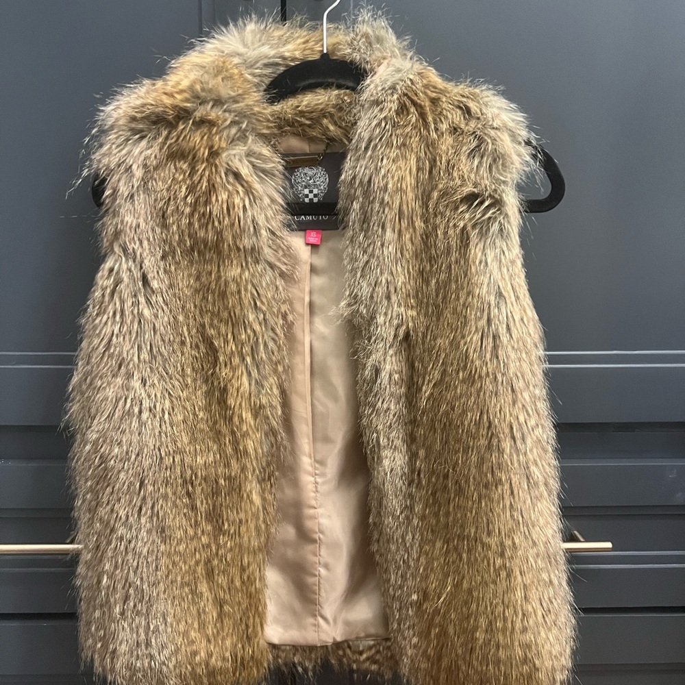 Vince Camuto Cream Faux Fur Vest